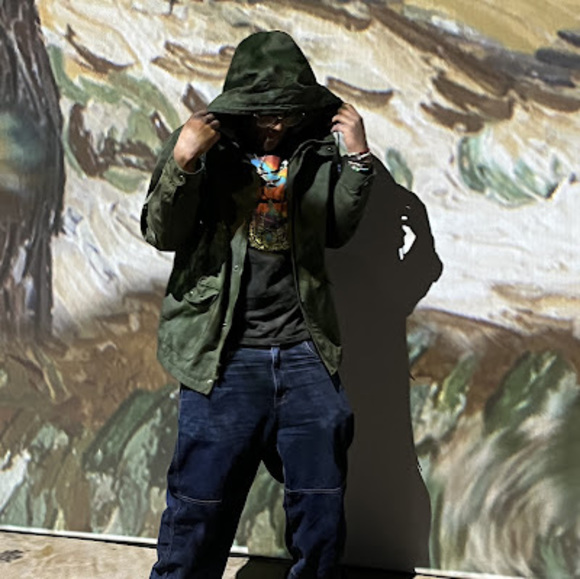 Meet your Posher, Thomas - Picture 1 of 1